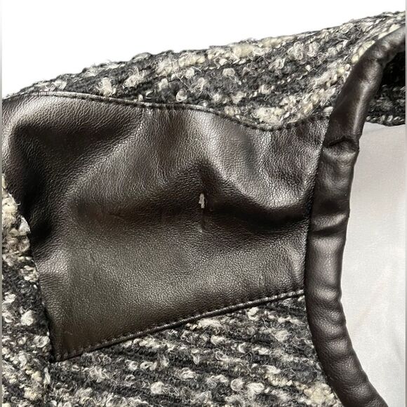 🌟Ann Taylor🌟Winter 2 Piece Suite - Picture 6 of 6